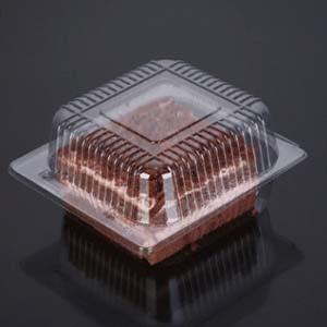 3 Clear Hinged Plastic Containers with Lids