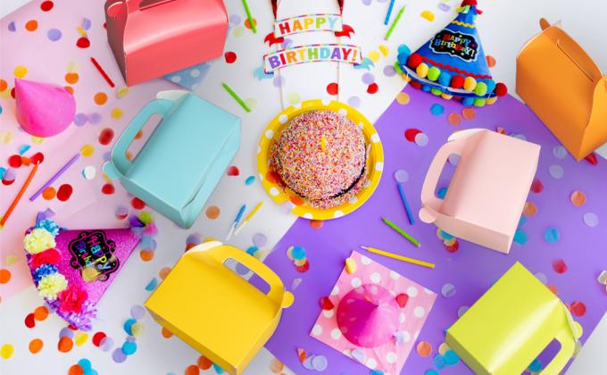 Party Favor Treat Boxes, Goodie Boxes, Gable Paper Gift Boxes With Handles. Rainbow Party Decoration Supplie 1