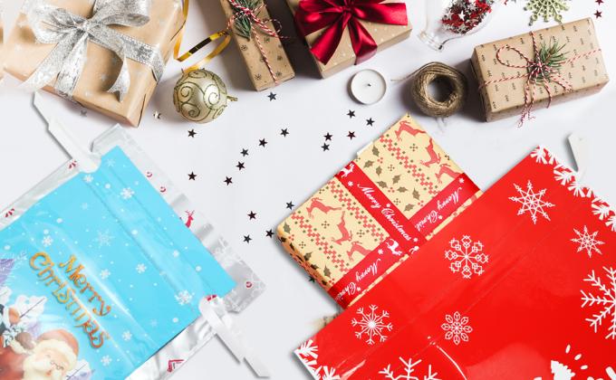 Christmas Drawstring Gift Bags With Tags, Xmas Present Wrapping Sacks Assorted Sizes, Reusable Foil Pouches Bulk 3