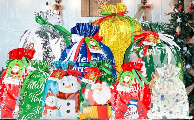 Gift Bags Of Assorted Sizes Small Medium Large Jumbo, Holiday Gift Bags Drawstrings For Xmas Party Favors 0