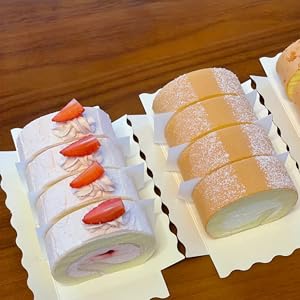 Clear Roll Cake Gable Boxes With Handle & Cake Boards, Transparent Plastic Gift Boxes，Easy Carrying Pastry Containers For Bakery Christmas Wedding, Size: 11” X 4.3” X 4” 2